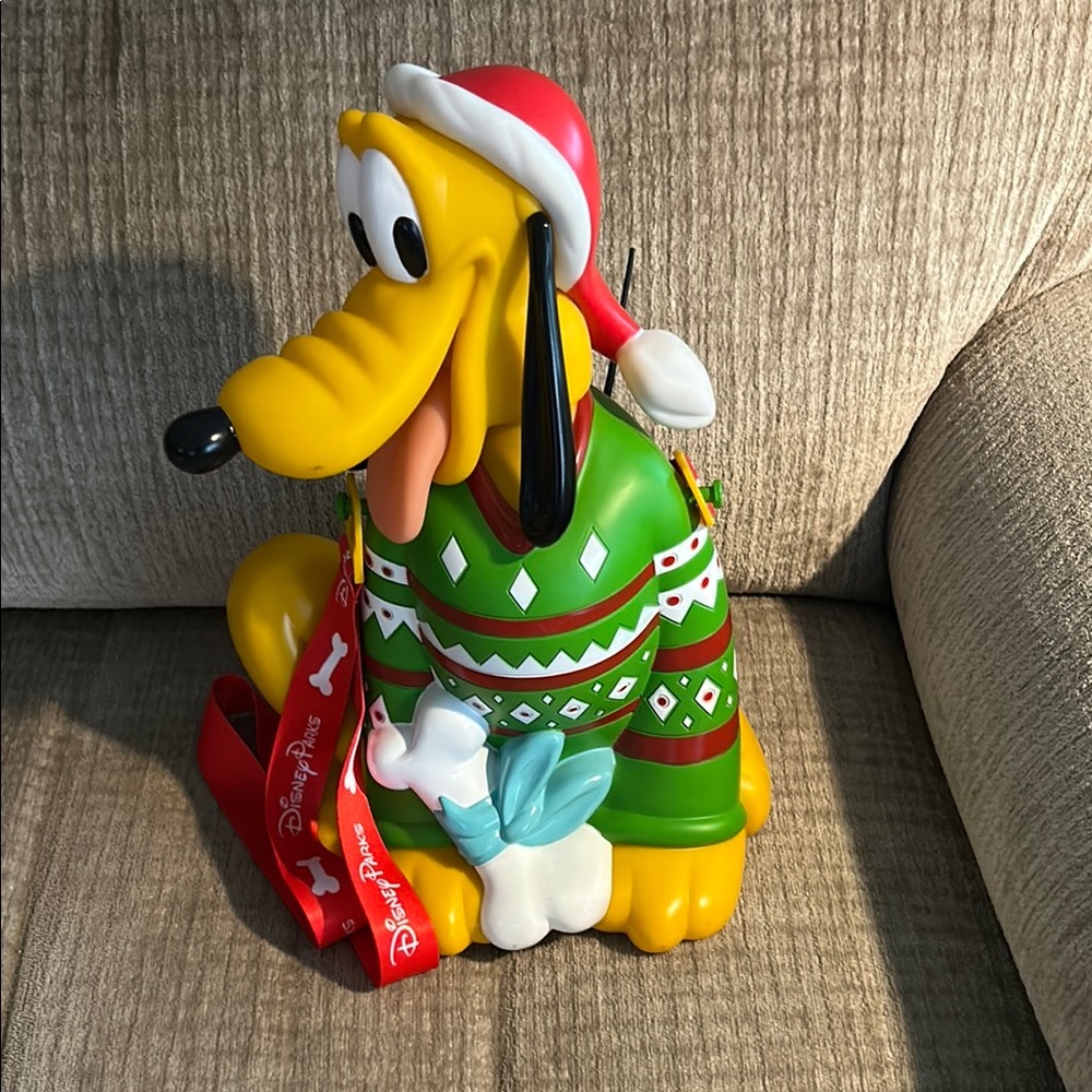 Disney Holiday Pluto collectible reusable popcorn bucket 12 x 8